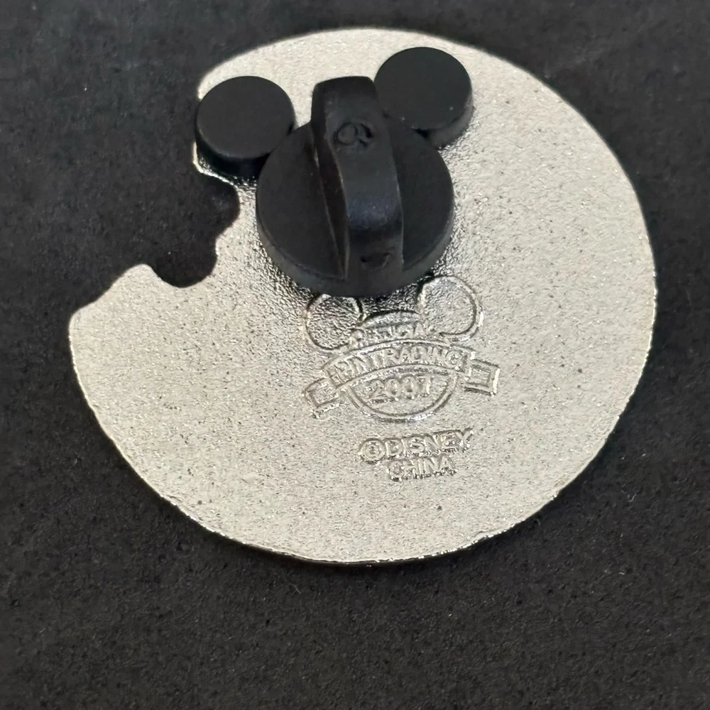 Disney trading pins-Tinkerbell Pirate pin - Picture 2 of 3